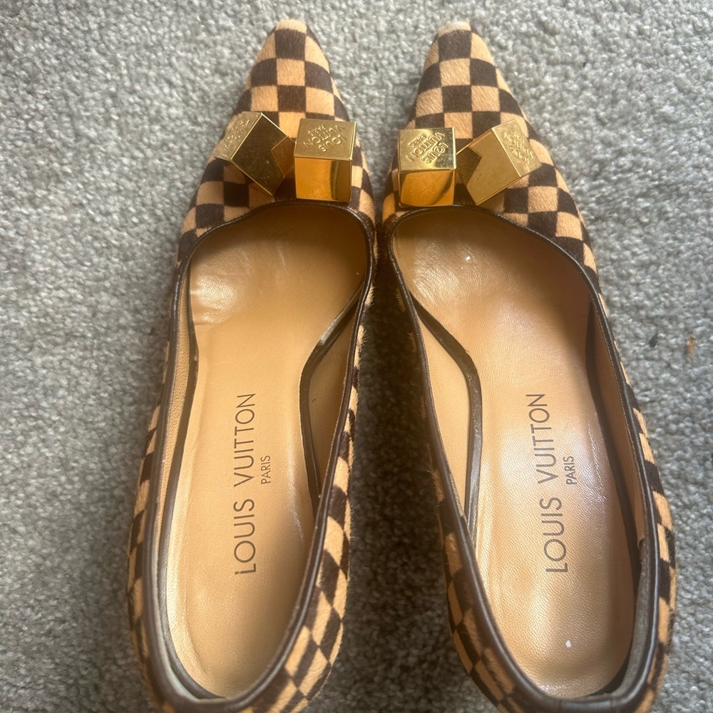 Louis Vuitton Tan and Brown Damier Pointed Flats with Gold Cube Detail